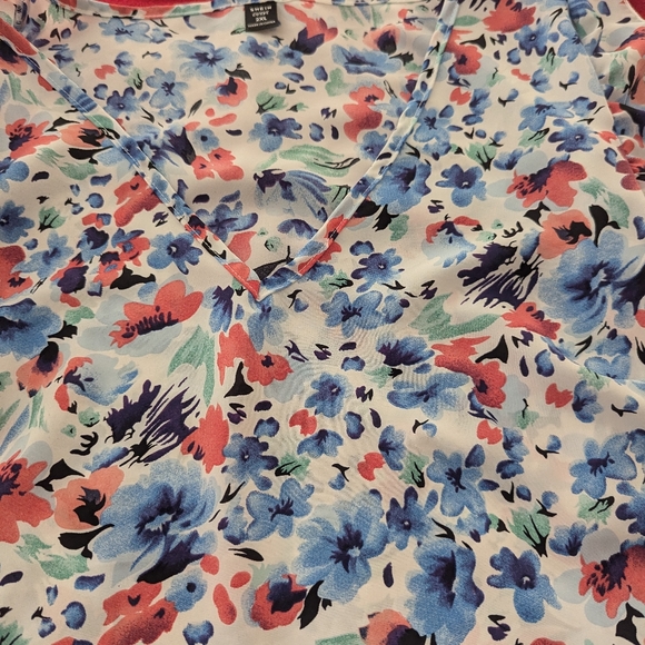 Shein floral blouse - Picture 2 of 4